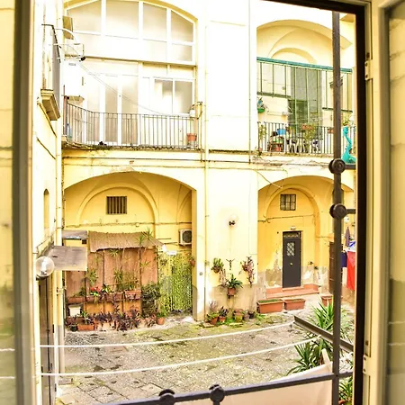 Vecchia - Anticaglia Apartman Nápoly